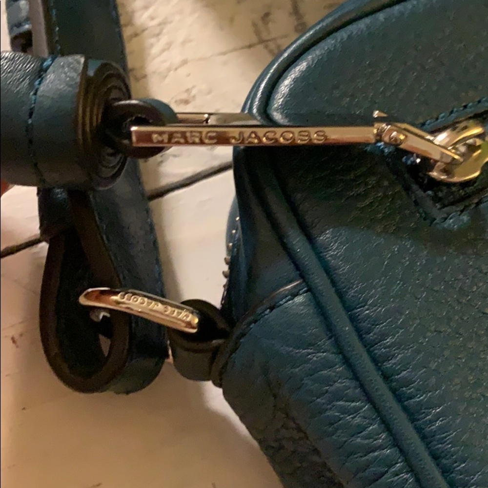 Marc Jacobs Camera Bag Removable Straps View 3